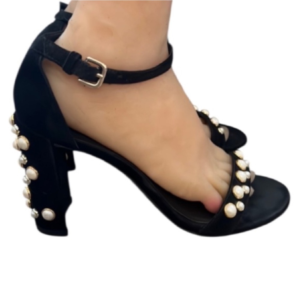 Authentic Stuart Weizmann Designer Black Suede Pe… - image 3